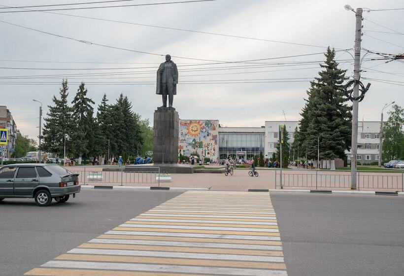 Guest House Seven Nights   Hostel