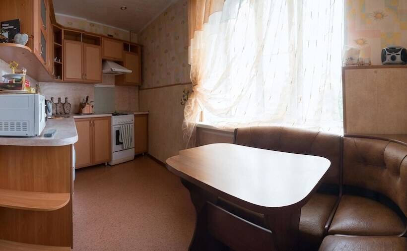 Guest House Seven Nights   Hostel