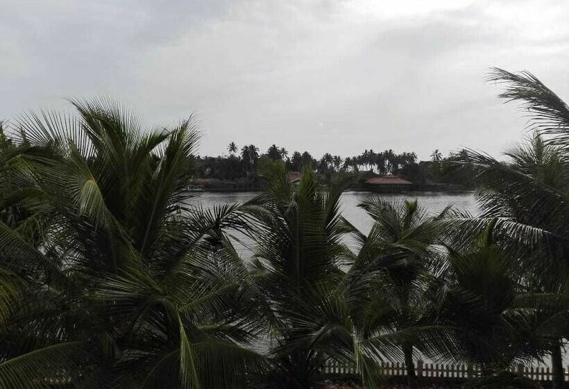 ホテル Aqua Reach