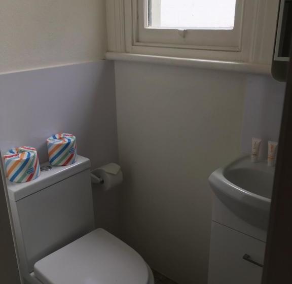 هتل Astoria Space Pop Up