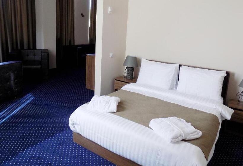 هتل Garden Palace