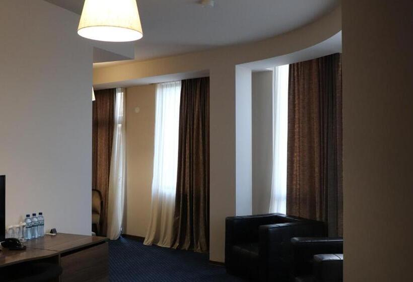 هتل Garden Palace