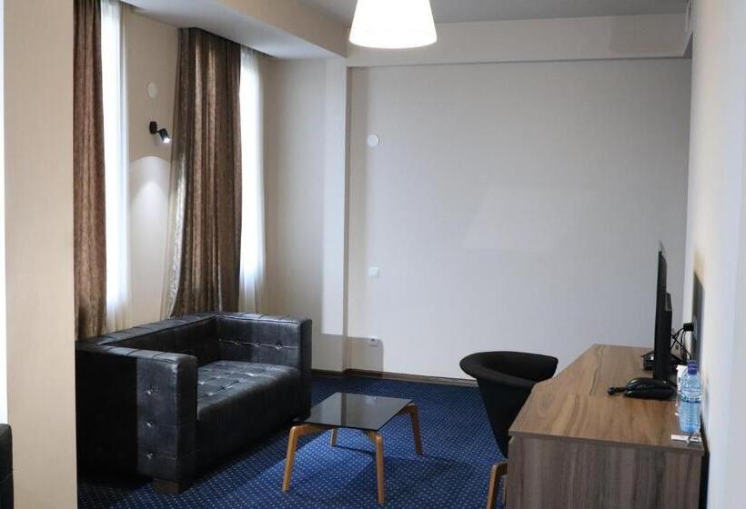 هتل Garden Palace