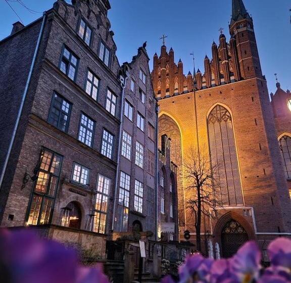 בית מלון כפרי Gotyk House