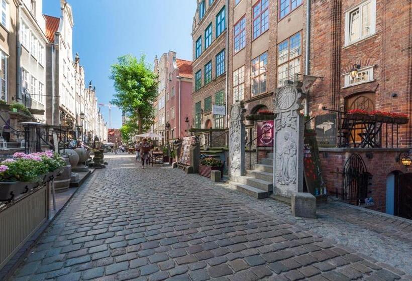 בית מלון כפרי Gotyk House