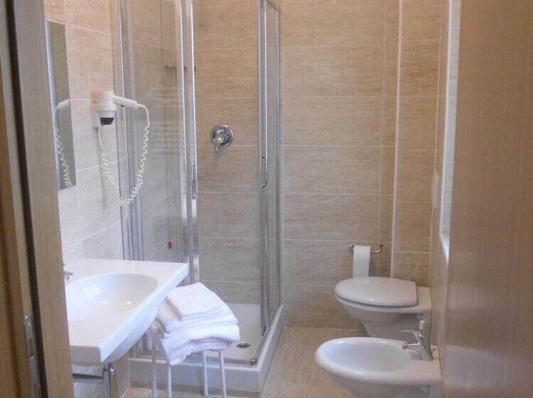 호텔 Locanda L'ombrosa