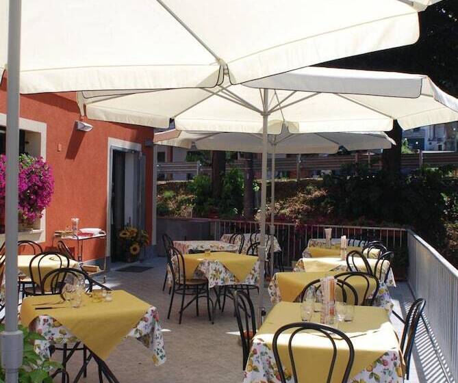 호텔 Locanda L'ombrosa