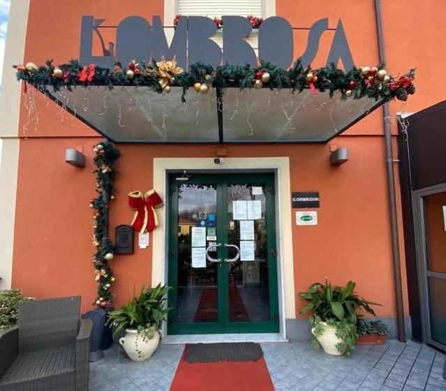 호텔 Locanda L'ombrosa