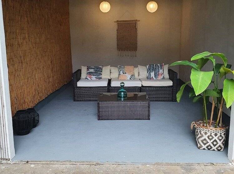 호텔 Mango Airport