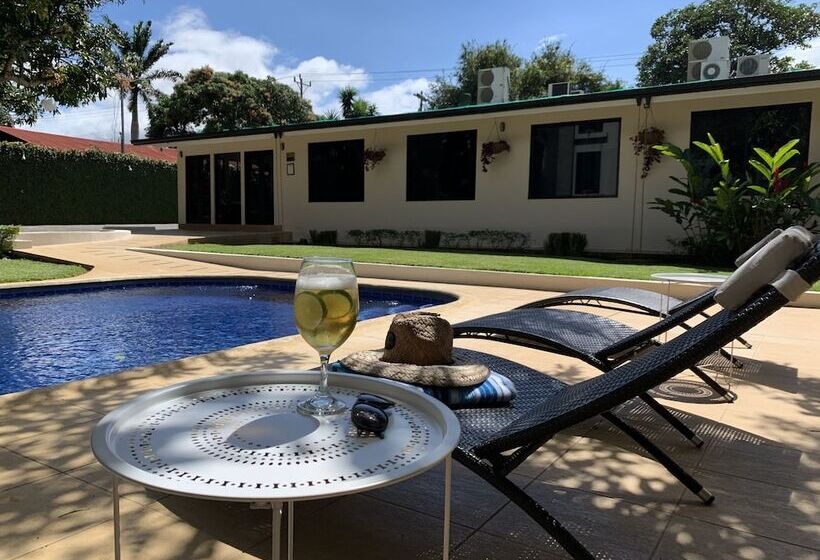 호텔 Mango Airport