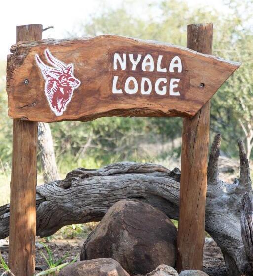 Отель Nyala Safari Lodge