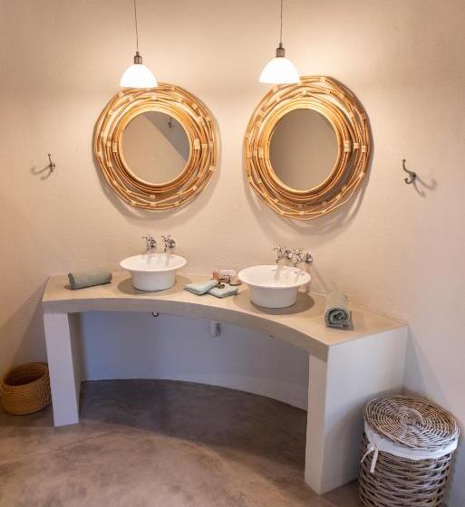 Отель Nyala Safari Lodge