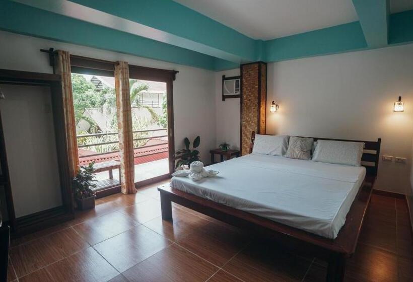 هتل Point 303 Resort