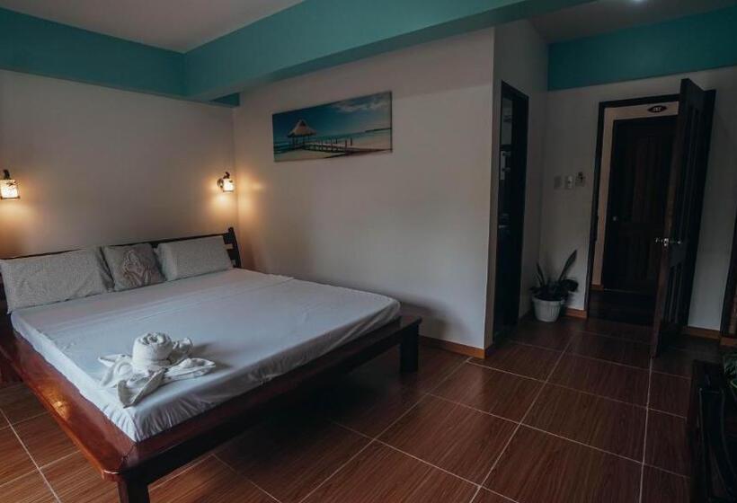 هتل Point 303 Resort