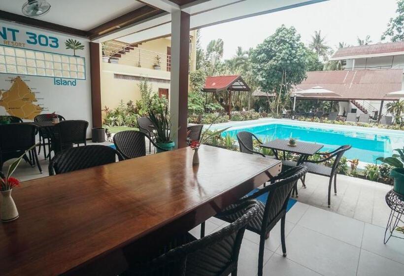 هتل Point 303 Resort