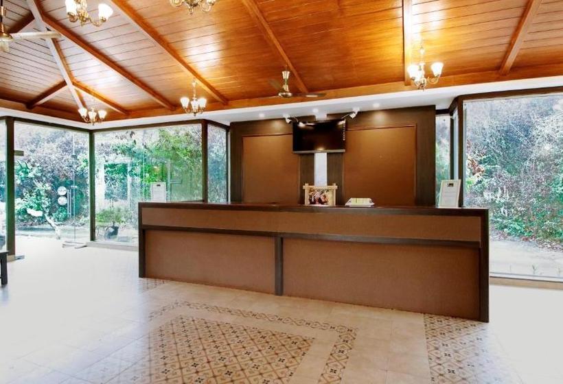 فندق Rahi Forest View