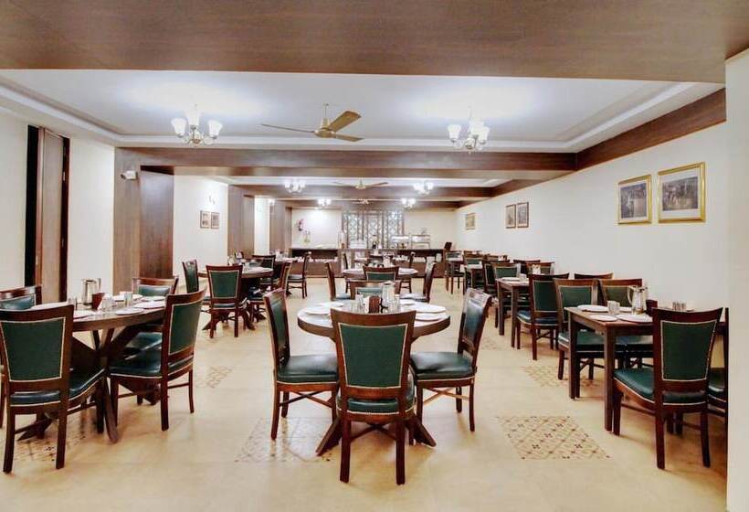 فندق Rahi Forest View