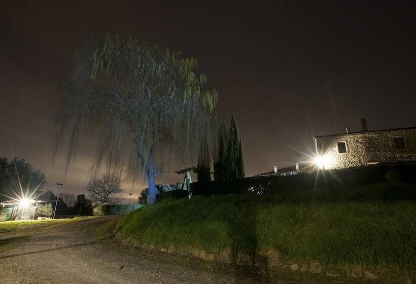 בית מלון כפרי Tenuta Decimo   Il Borgo Di Mariano