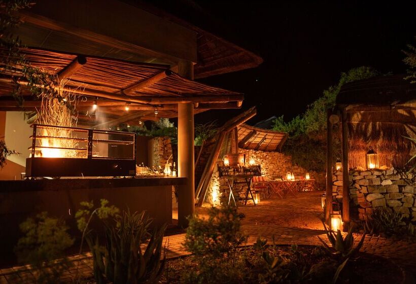 בית מלון כפרי Shamwari Eagles Crag