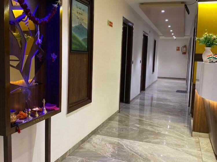 酒店 Sparsh Inn Chandkheda