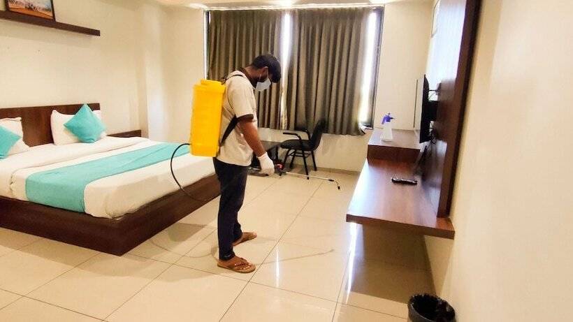 酒店 Sparsh Inn Chandkheda