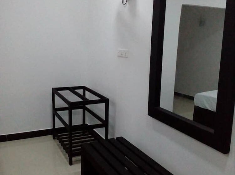 Отель Saliyawewa Cabins