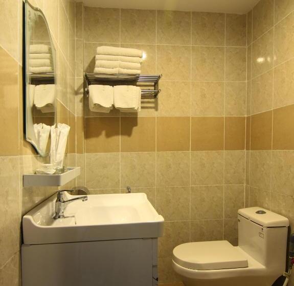 בית מלון כפרי Tiong Hua