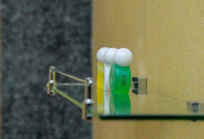 Отель Top Secret Beach