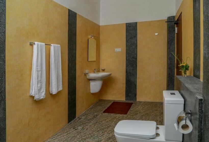 Отель Top Secret Beach