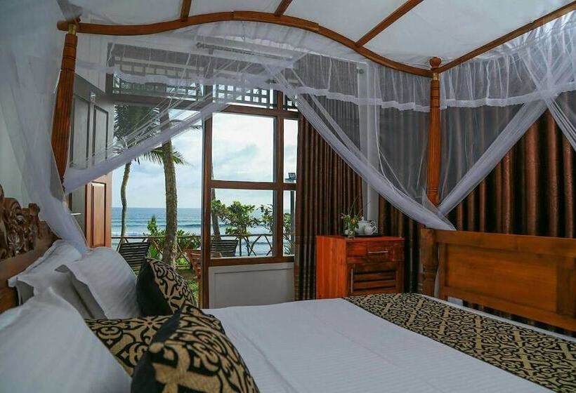 Отель Top Secret Beach