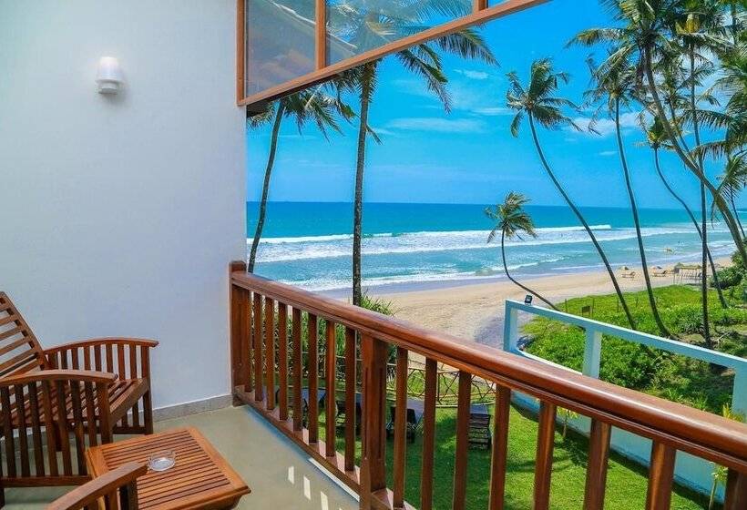 Отель Top Secret Beach