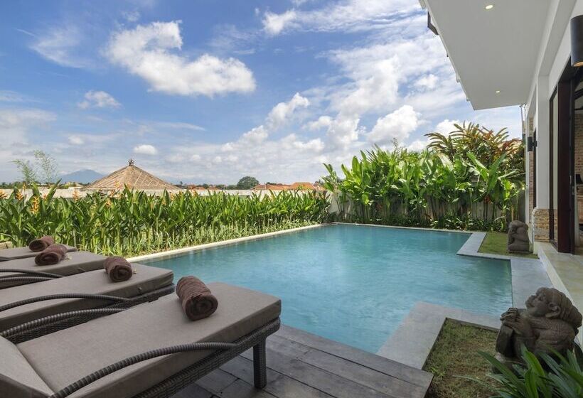 Отель Villa M Bali Umalas