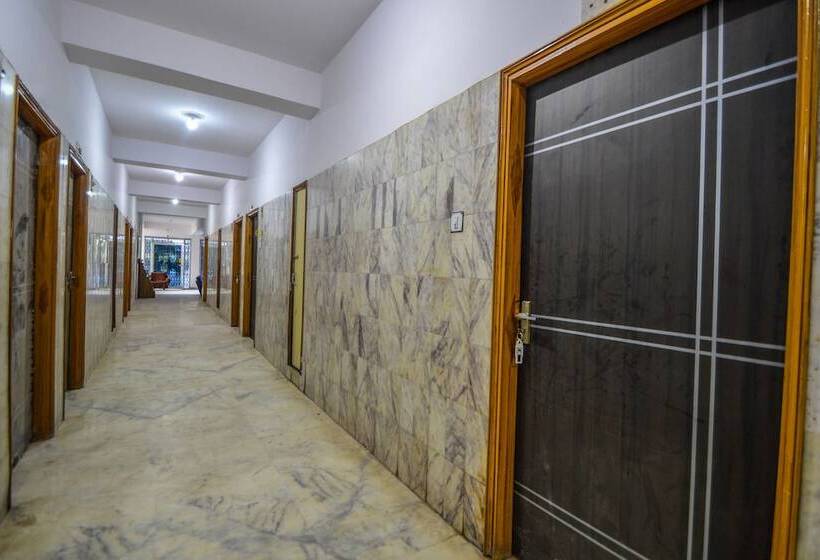 هتل Super Townhouse Pichola Formerly Vinayak