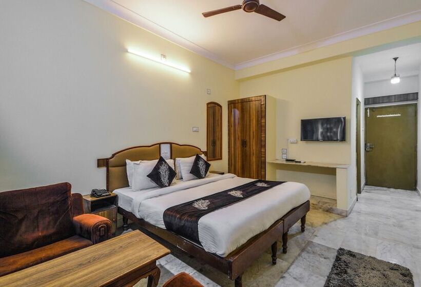 هتل Super Townhouse Pichola Formerly Vinayak