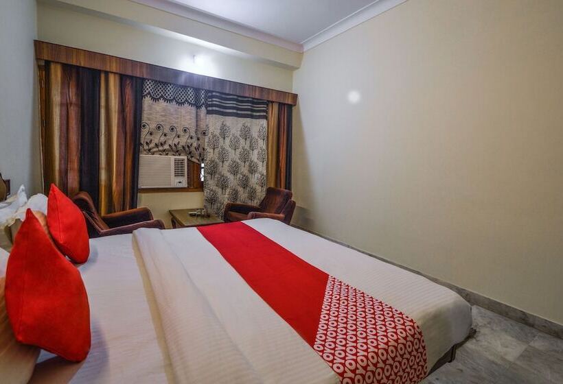 هتل Super Townhouse Pichola Formerly Vinayak