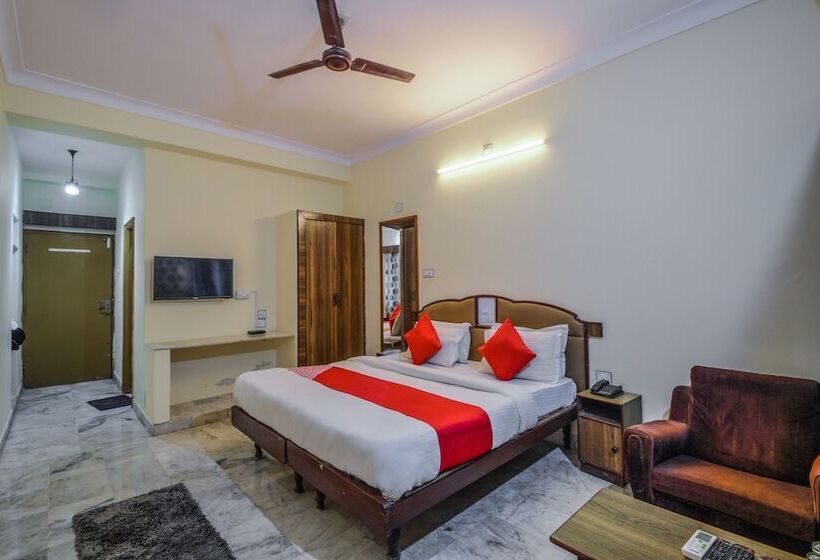 هتل Super Townhouse Pichola Formerly Vinayak