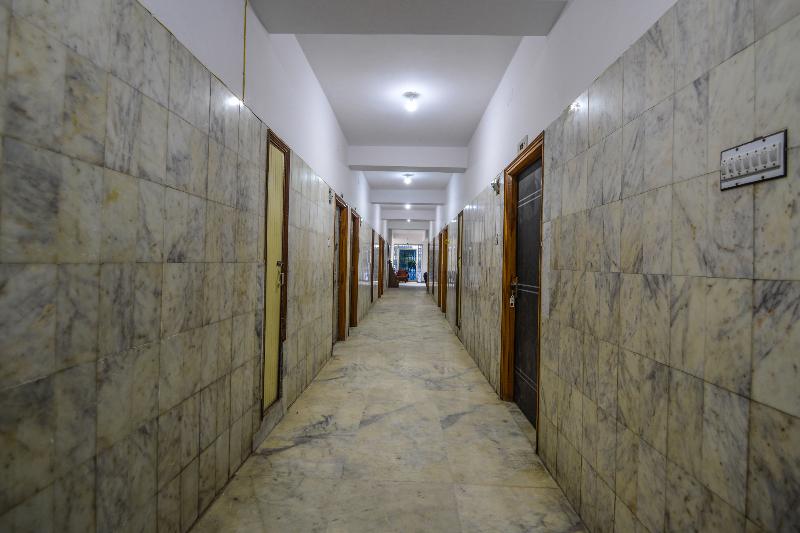 هتل Super Townhouse Pichola Formerly Vinayak