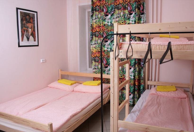 Like Hostel Tolyatti Sportivnaya