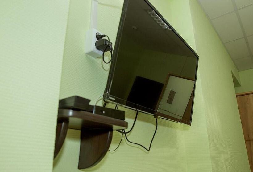 Mini Hotel Club Puteshestvennikov Hostel