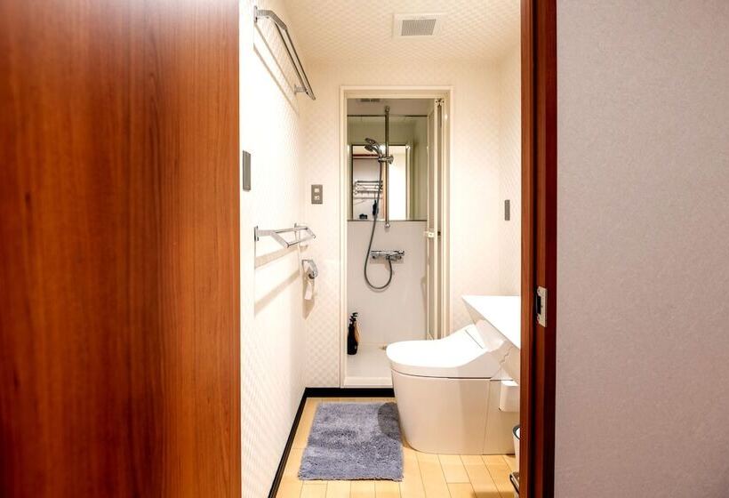 Nozawa Onsen Basecamp