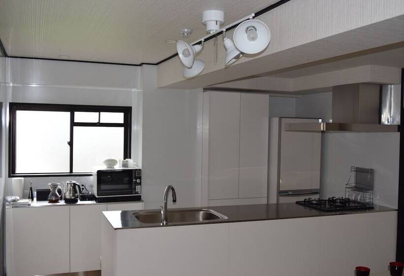 Nozawa Onsen Basecamp