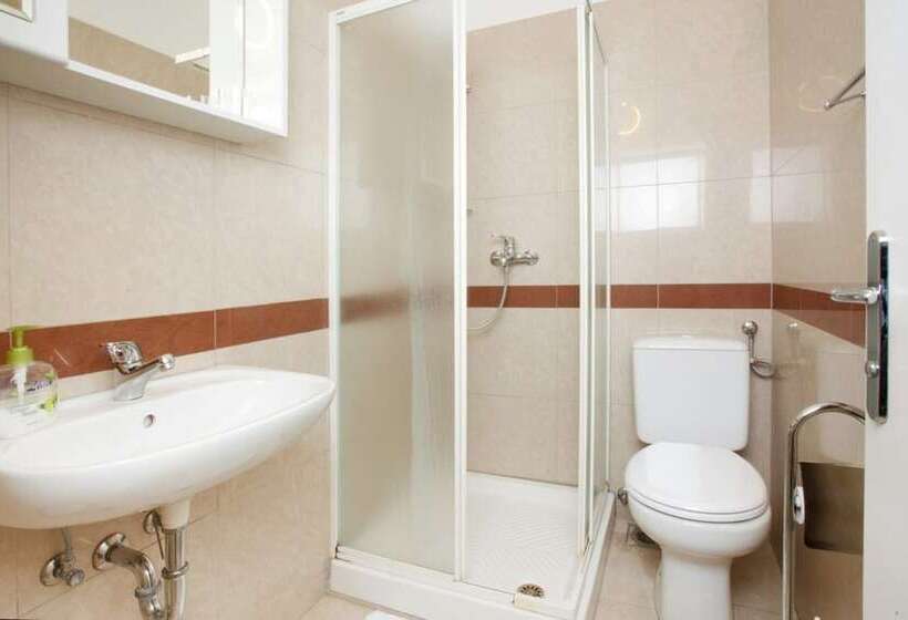 Oaza Apartmani Primosten