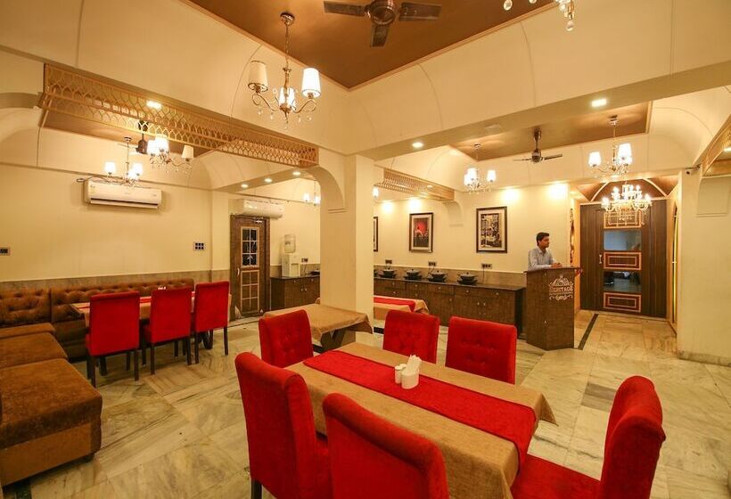 ホテル Datt Residency