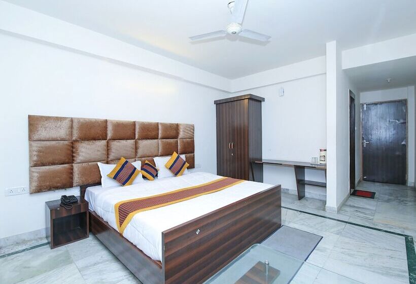 ホテル Datt Residency