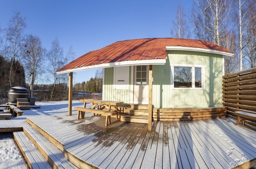 Peace And Privacy Travel Aulanko Lake Hide Out