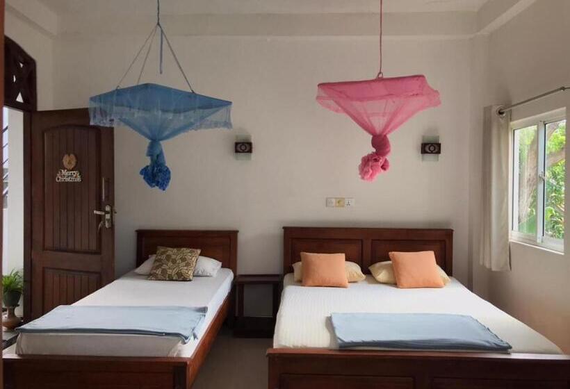 بنسيون Anna Tourist Inn