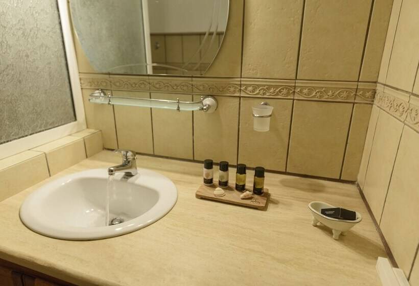 פנסיון Casa Delmare Guesthouse