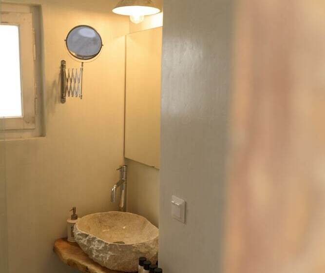 פנסיון Casa Delmare Guesthouse