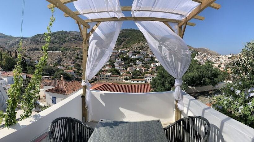 פנסיון Casa Delmare Guesthouse