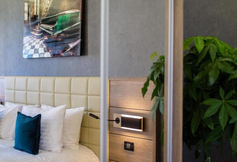 بنسيون Casa Hrisicos